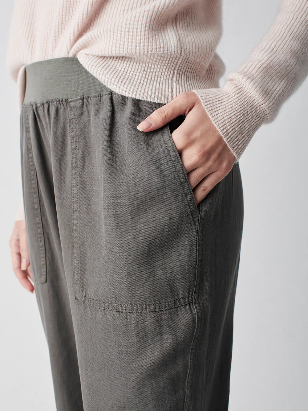Arlie Day™ Jogger - Surplus Green