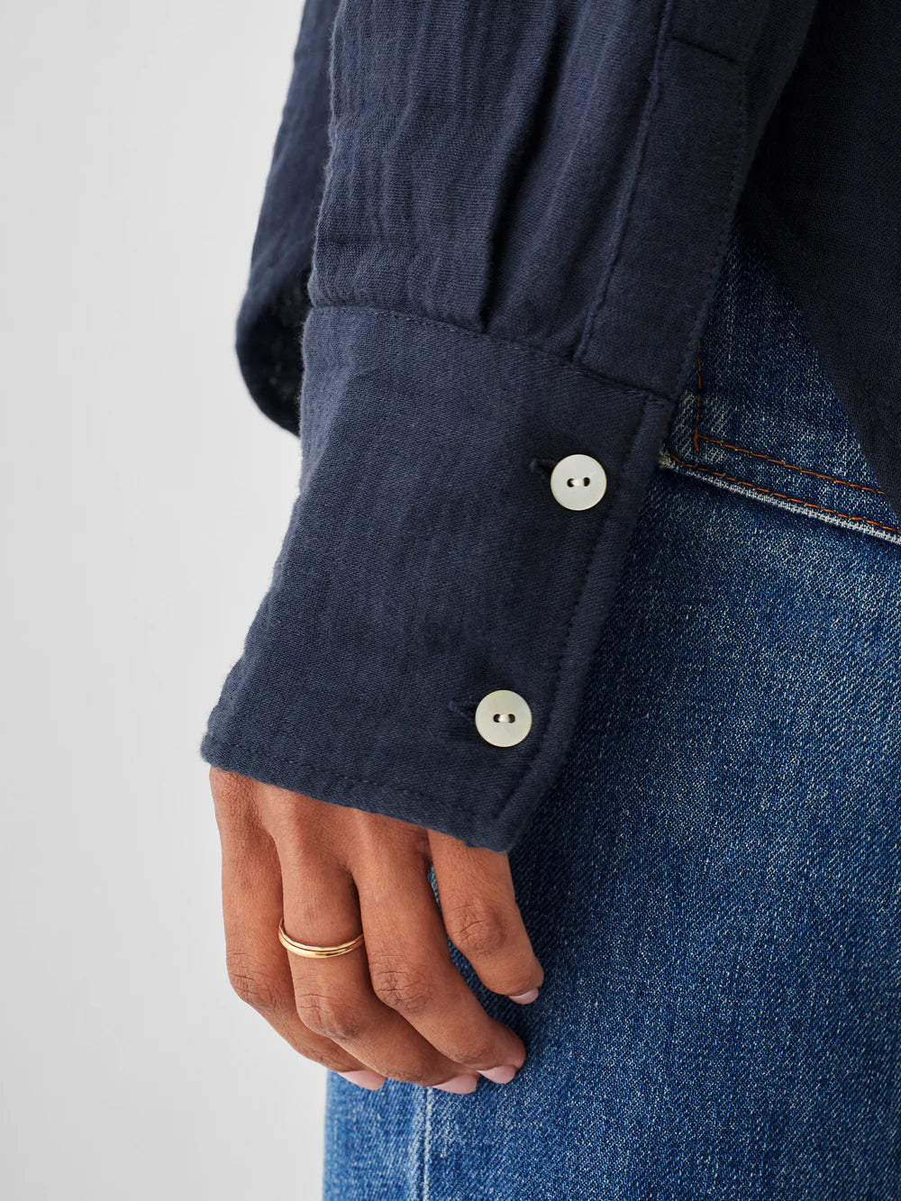 Dream Cotton Gauze Collarless Shirt - Navy
